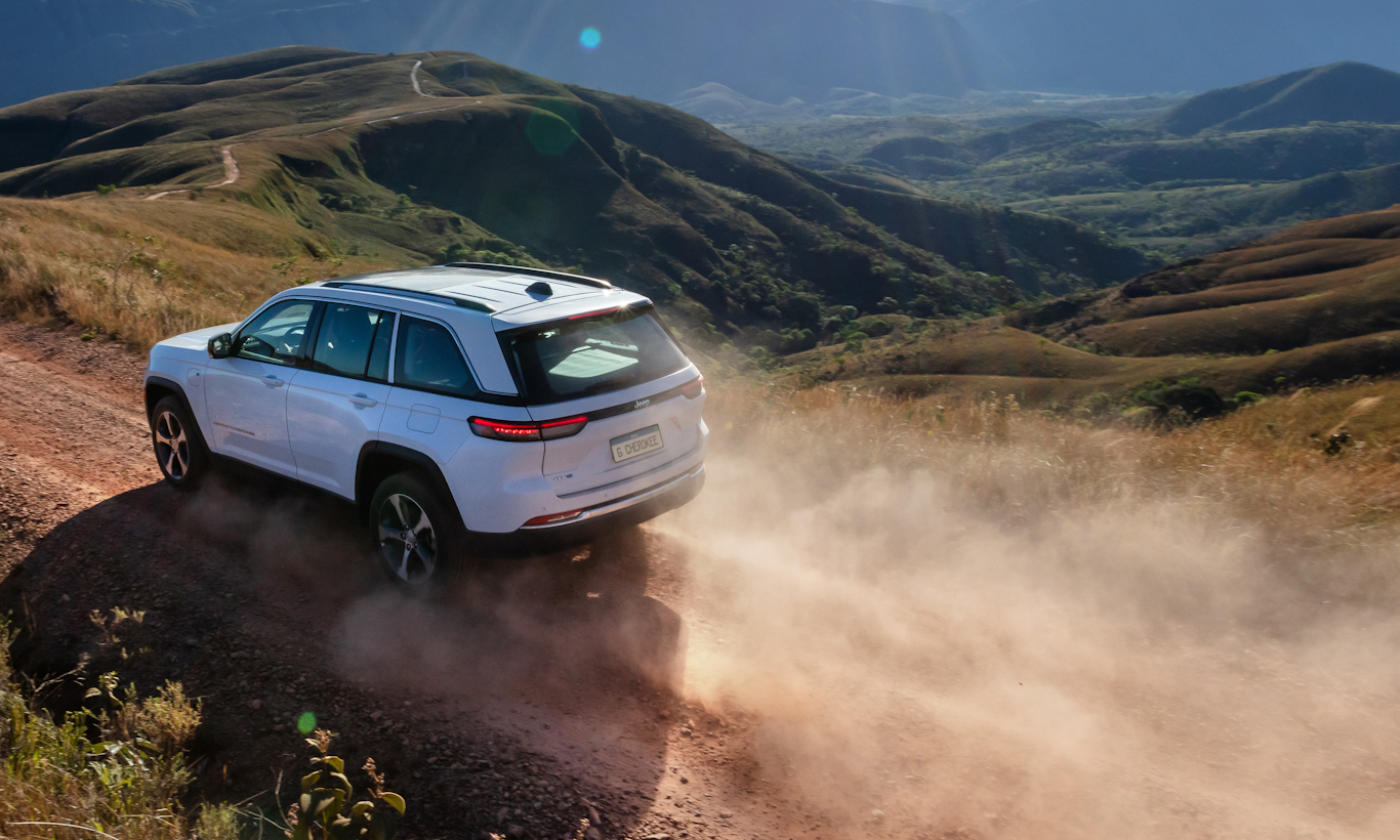 Jeep Grand Cherokee 4xe [divulgação]