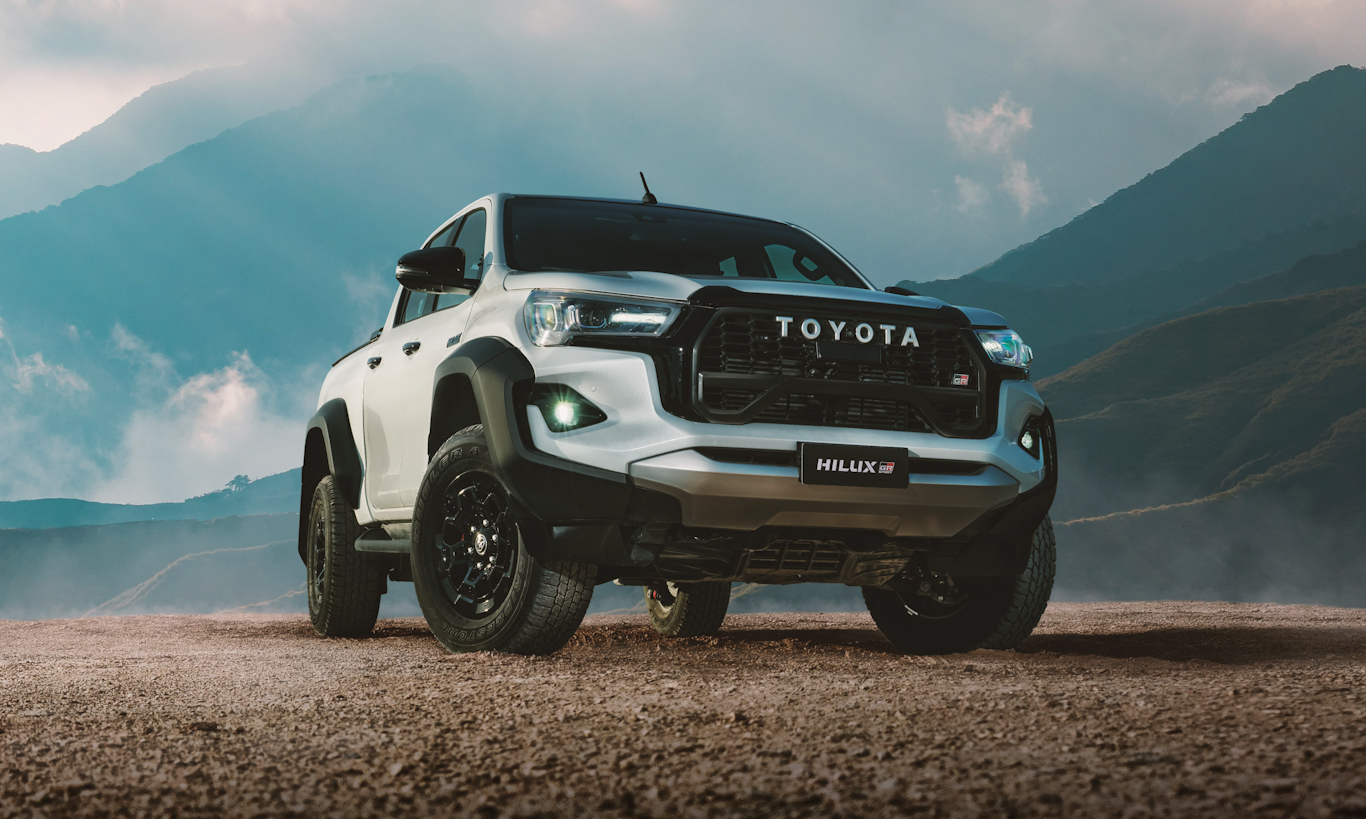 Toyota Hilux GR-S [divulgação]